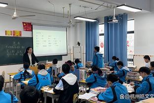 过去三个赛季湖人前40场战绩相似 一次错过季后赛一次进西决